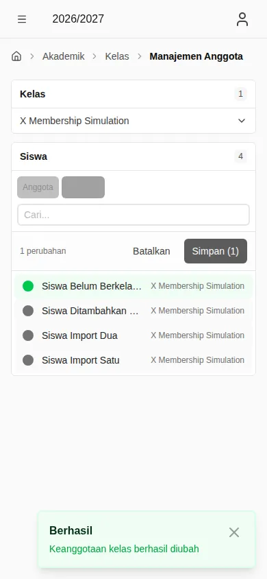 Siswa baru tampil sebagai anggota kelas (mobile)